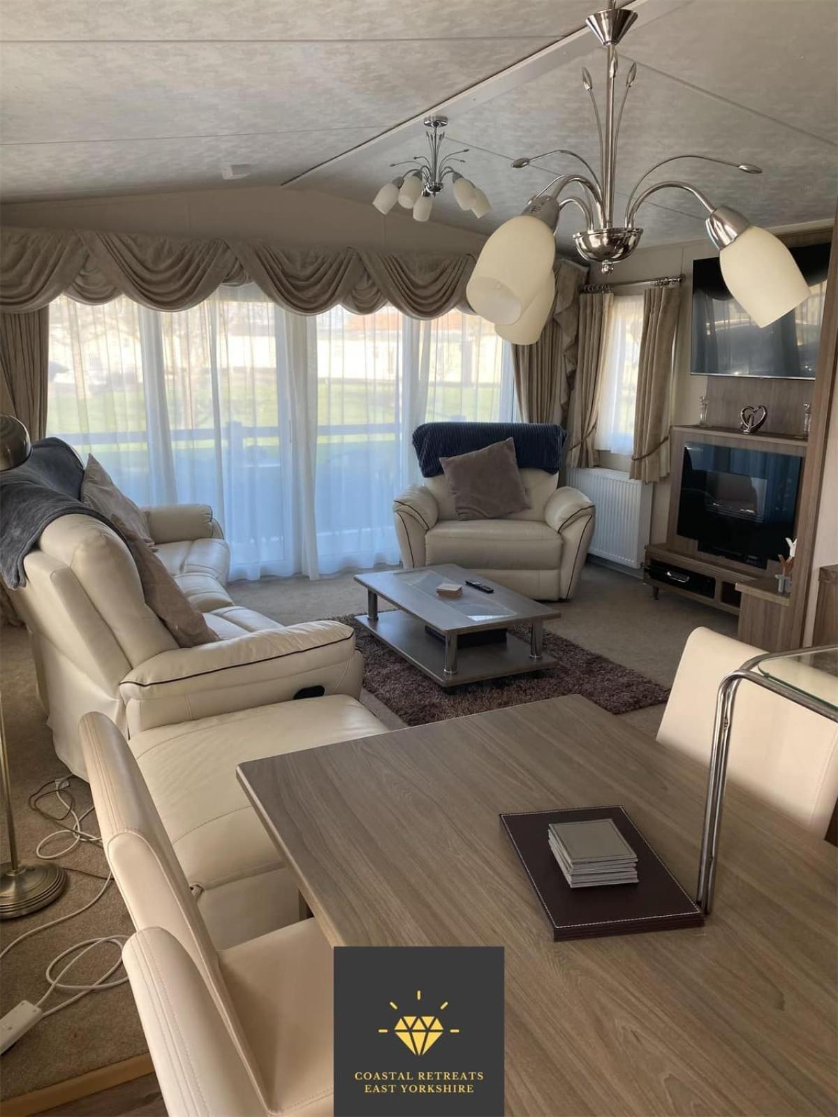 2 Bed, 2 Bath Lodge Style Caravan With Hot Tub & Private Garden At Patrington Haven Leisure Park Екстер'єр фото